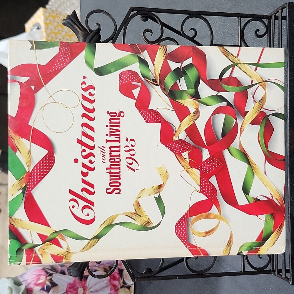 SOUTHERN LIVING CHRISTMAS 1985 BOOK